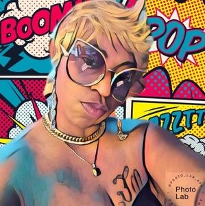 Meet your Posher, Marie